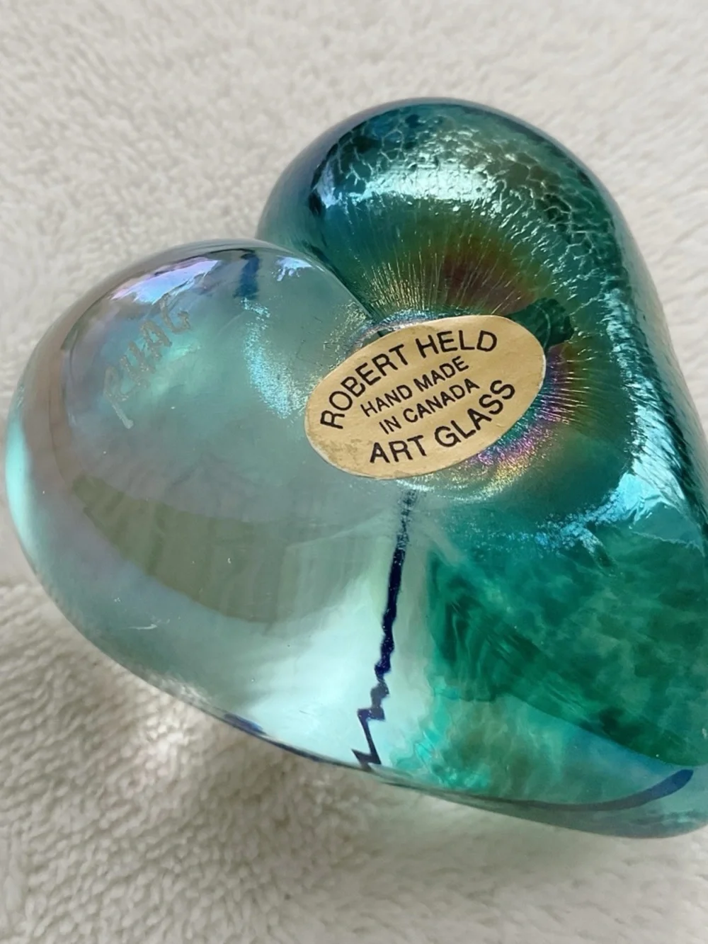 Robert Held Art Glass Heart Paperweight Iridescent Signed Canada 2”